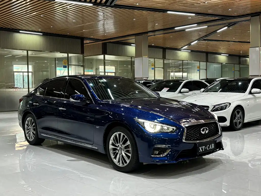 Infiniti Q50L — фото 3