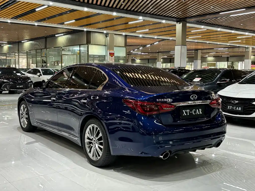 Infiniti Q50L — фото 6