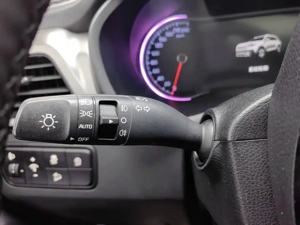 Kia Sportage — фото 21