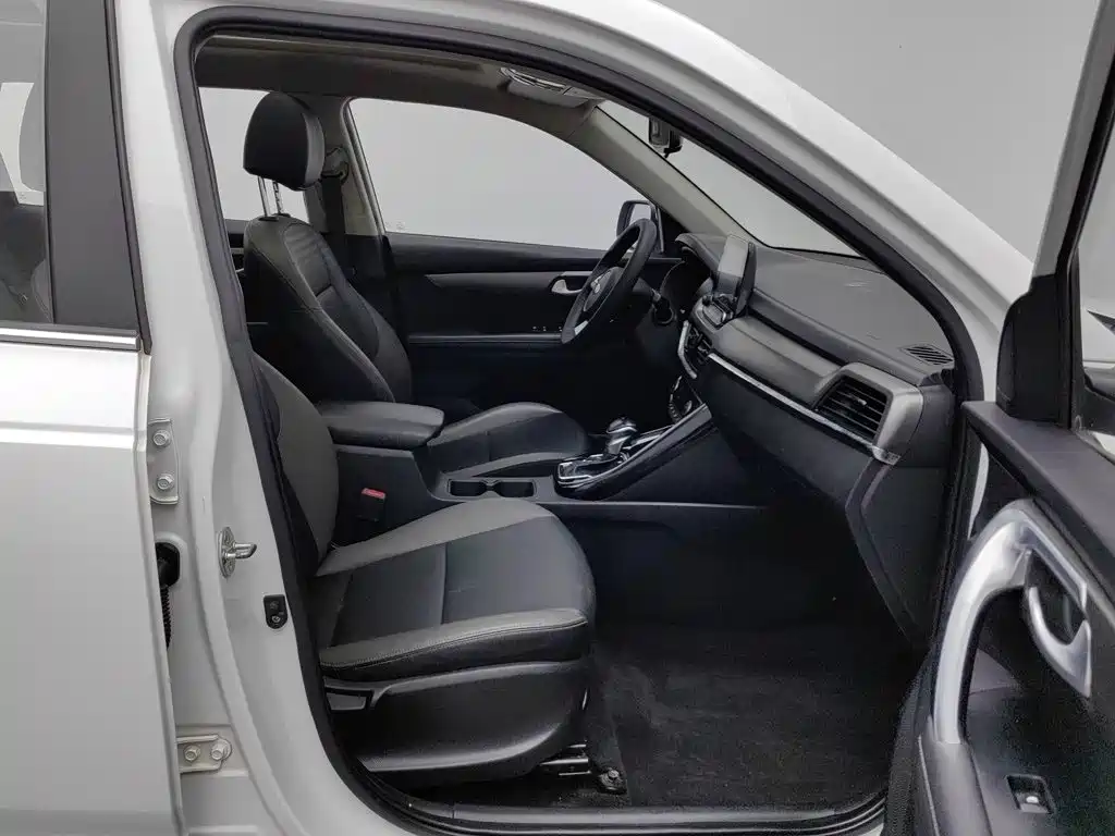 Kia Sportage — фото 23