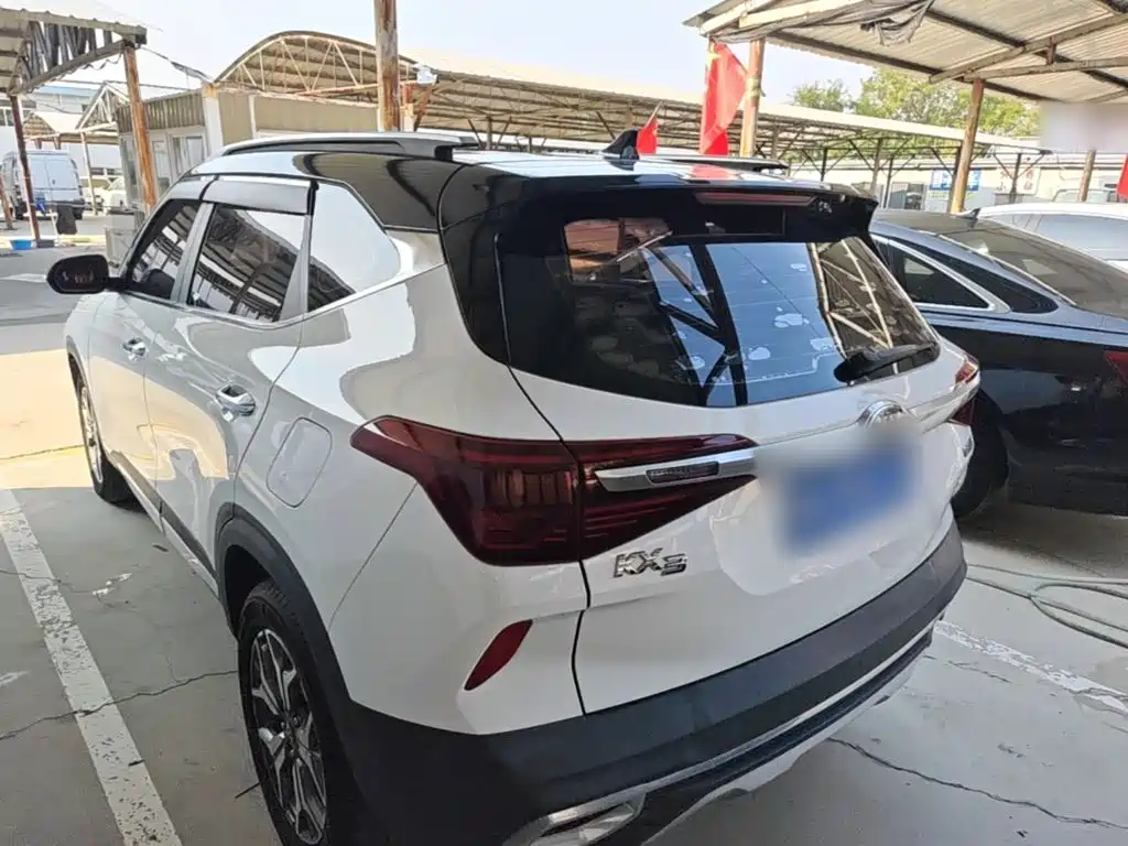 Kia KX3 — фото 5
