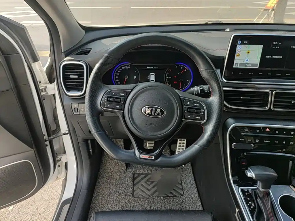 Kia KX5 — фото 11