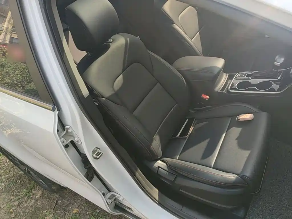 Kia KX5 — фото 25
