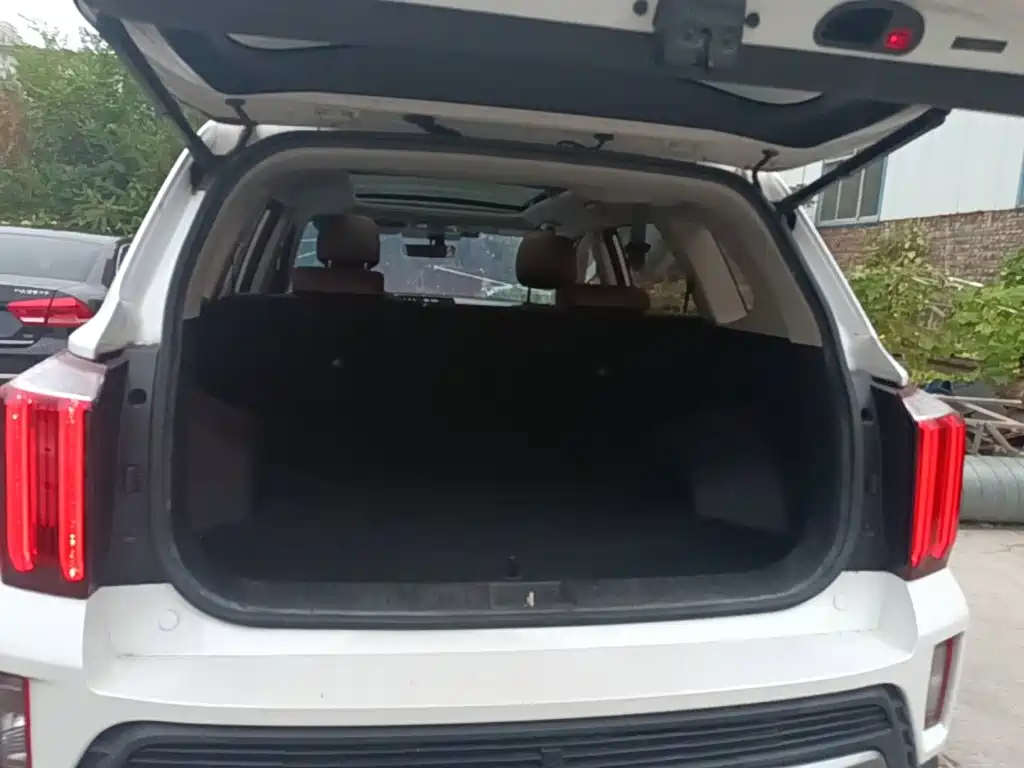 Kia Sportage — фото 18