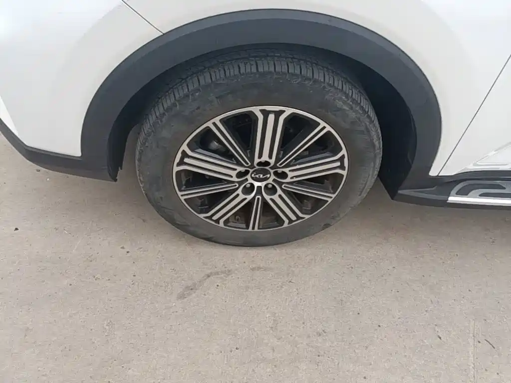 Kia Sportage — фото 22