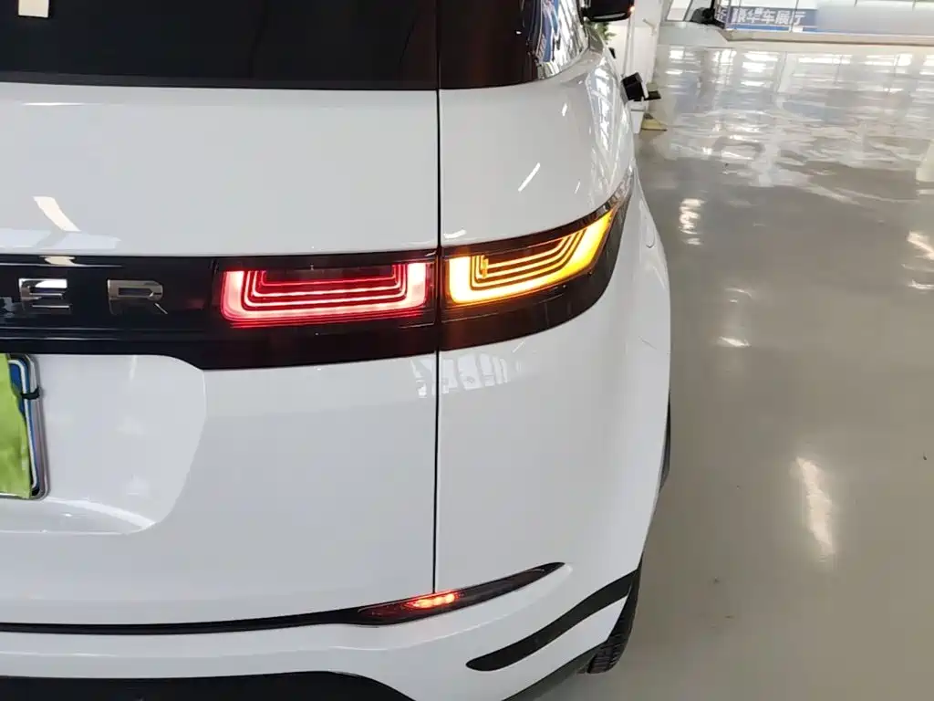 Land Rover Evoque — фото 8