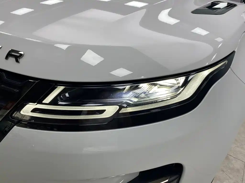 Land Rover Evoque — фото 25