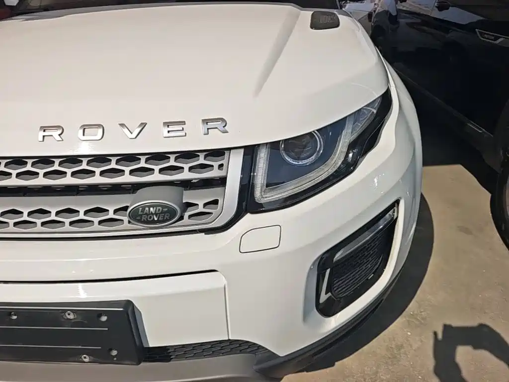 Land Rover Evoque — фото 23