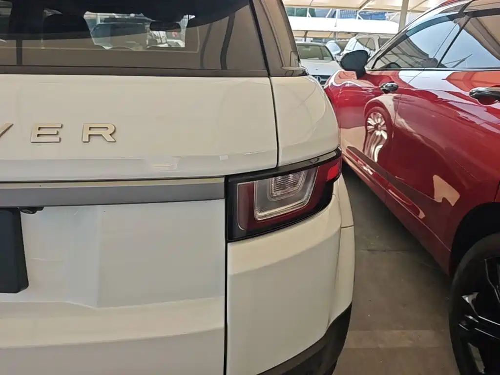 Land Rover Evoque — фото 7