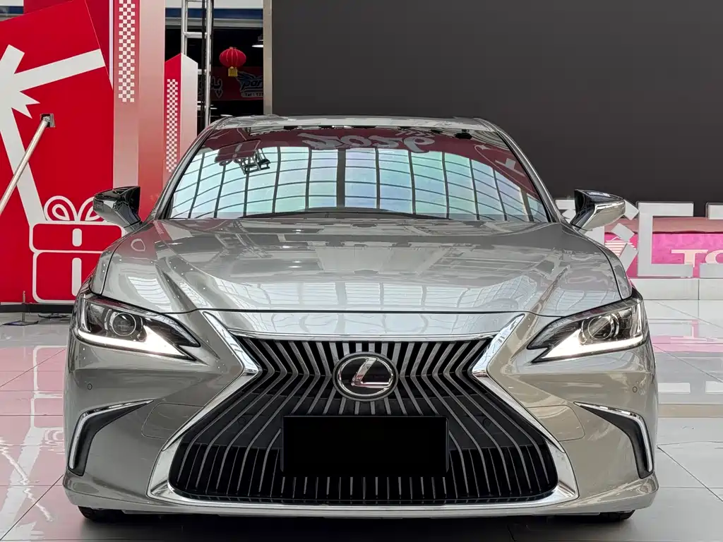 Lexus ES — фото 2