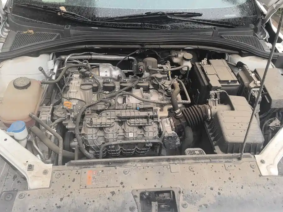 MG MG5 — фото 10