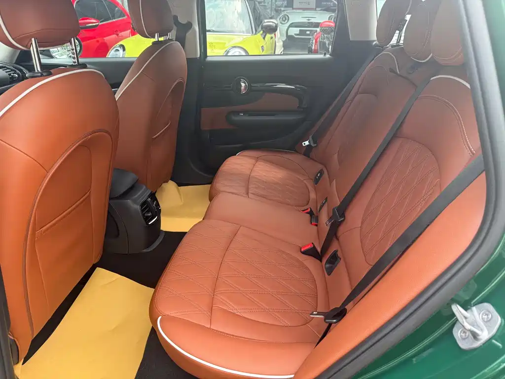 MINI Mini Clubman — фото 11