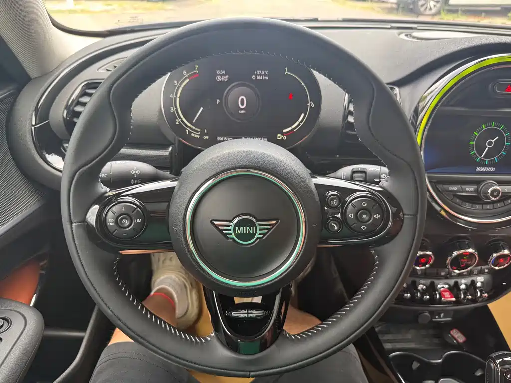 MINI Mini Clubman — фото 14