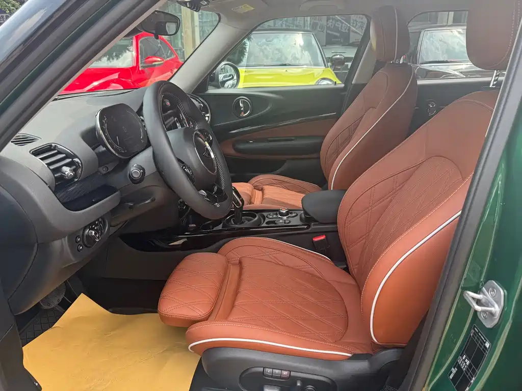 MINI Mini Clubman — фото 10