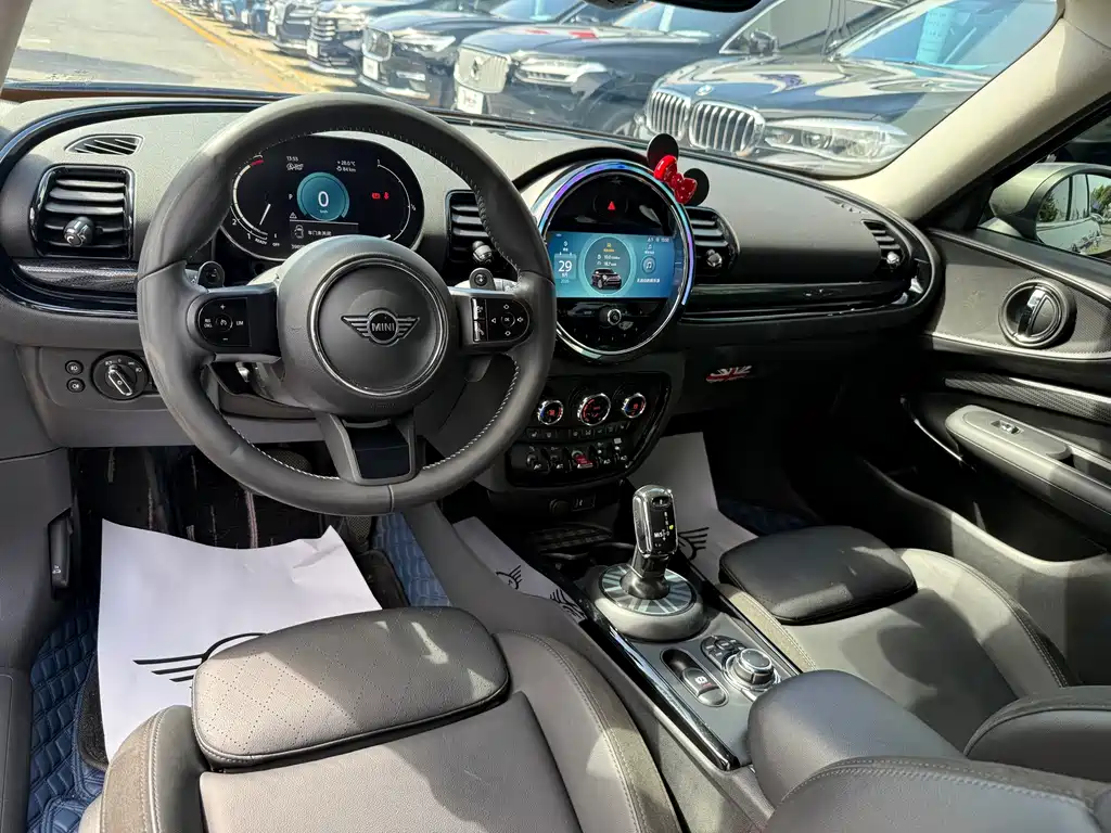 MINI Mini Clubman — фото 13