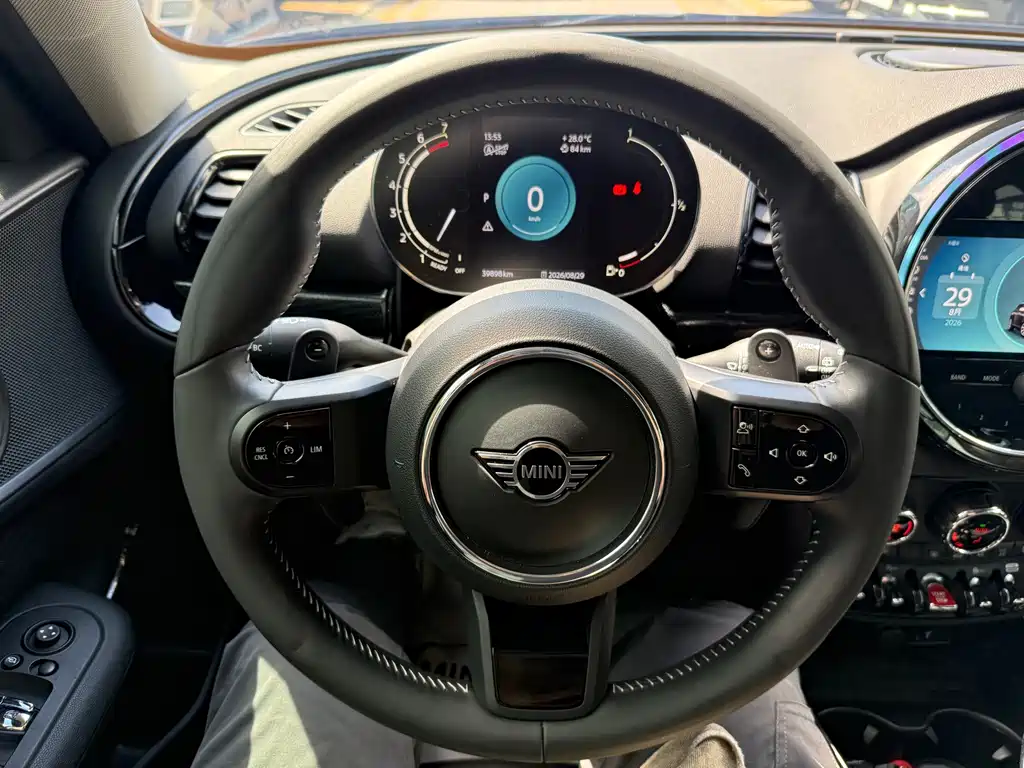 MINI Mini Clubman — фото 15