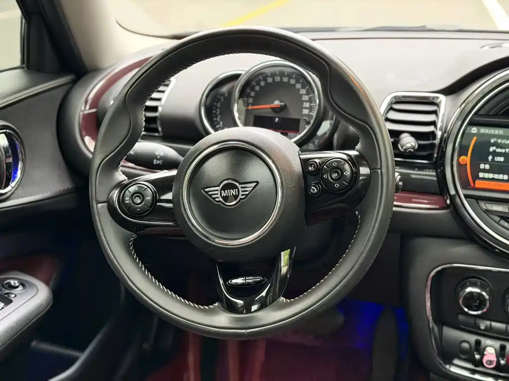 MINI Mini Clubman — фото 4