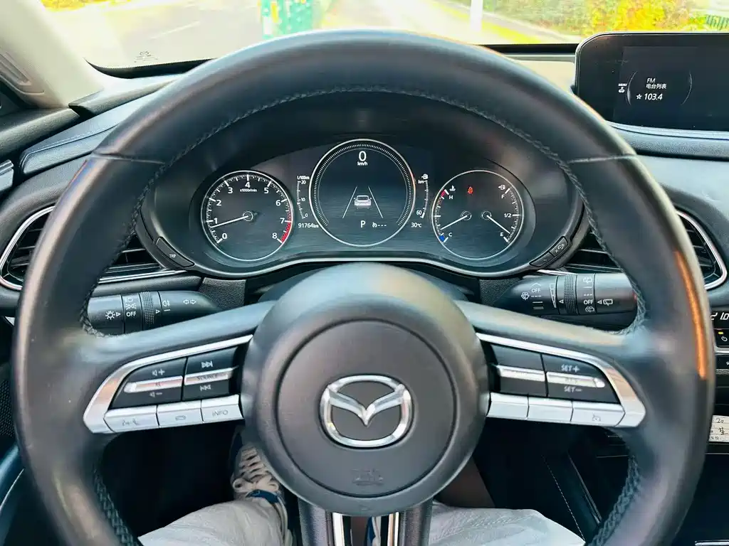 Mazda CX-30 — фото 9