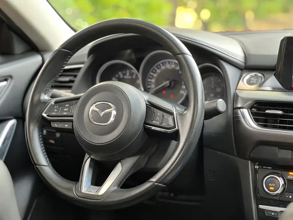 Mazda Atenza — фото 15
