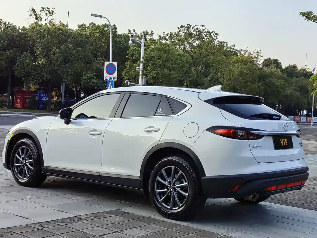 Mazda CX-4 — фото 7