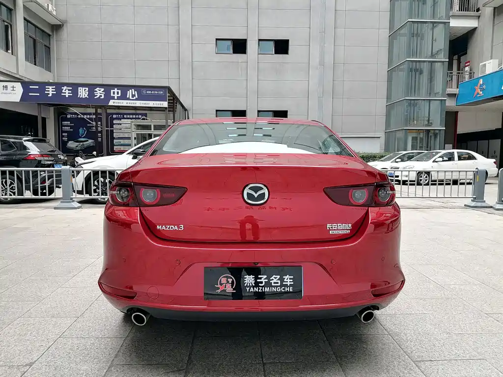 Mazda 3 Axela — фото 5