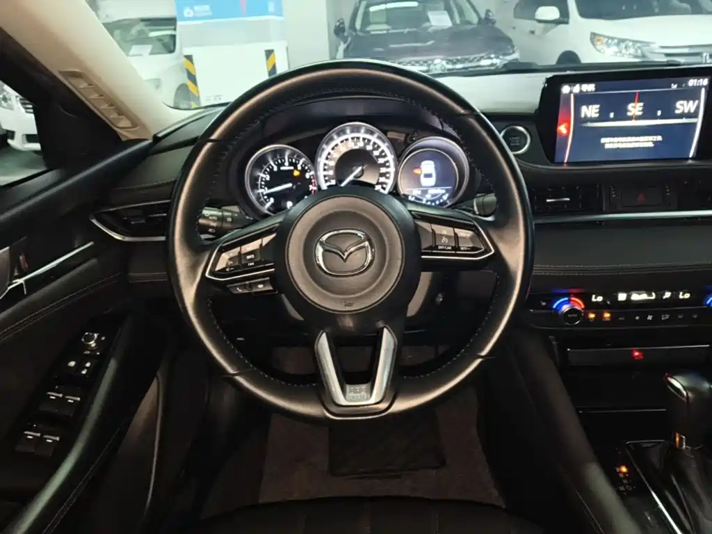 Mazda Atenza — фото 10