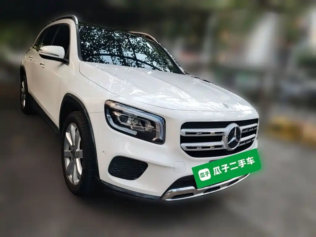 Mercedes-Benz GLB — фото 24