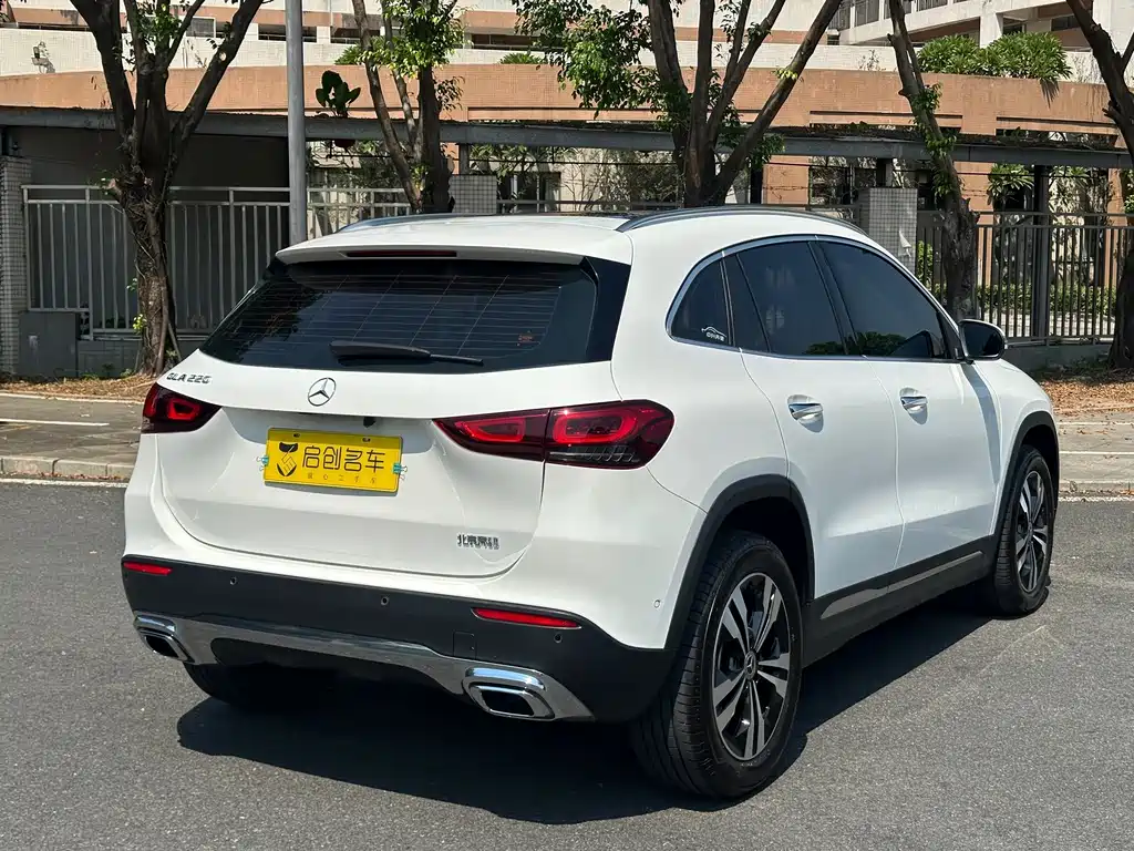 Mercedes-Benz GLA — фото 4