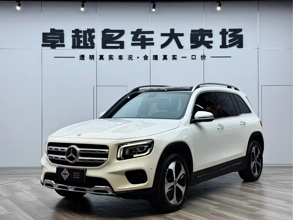 Mercedes-Benz GLB — фото 2