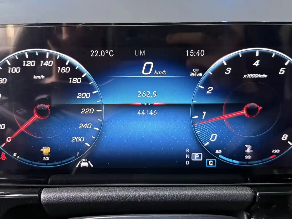 Mercedes-Benz GLA — фото 12