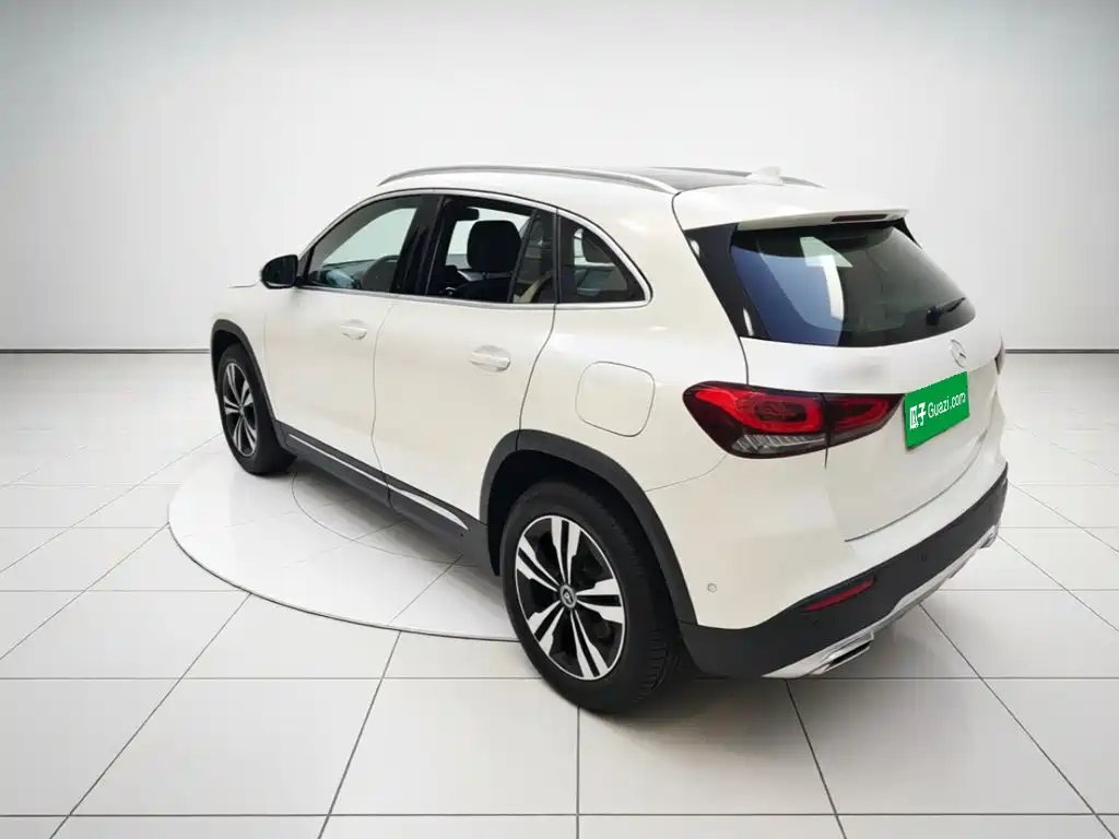 Mercedes-Benz GLA — фото 4