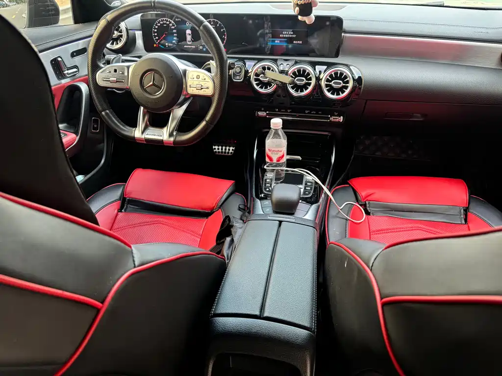 Mercedes-Benz CLA AMG — фото 7