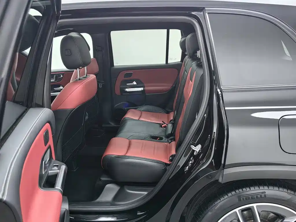 Mercedes-Benz GLB AMG — фото 15