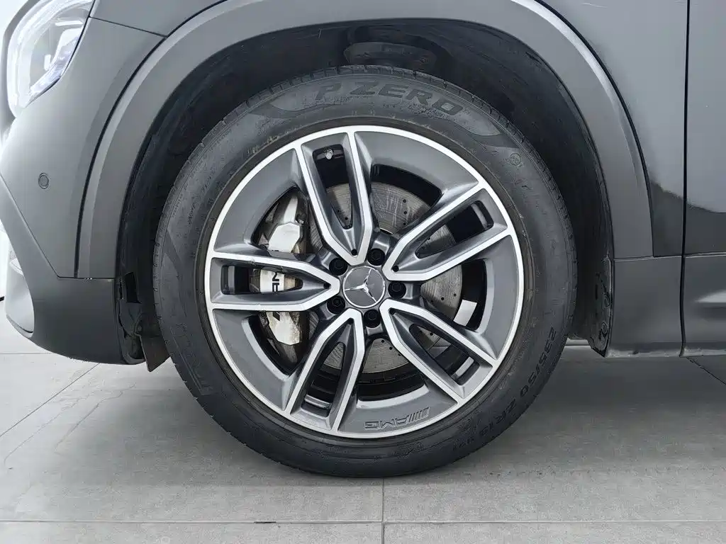 Mercedes-Benz GLB AMG — фото 17