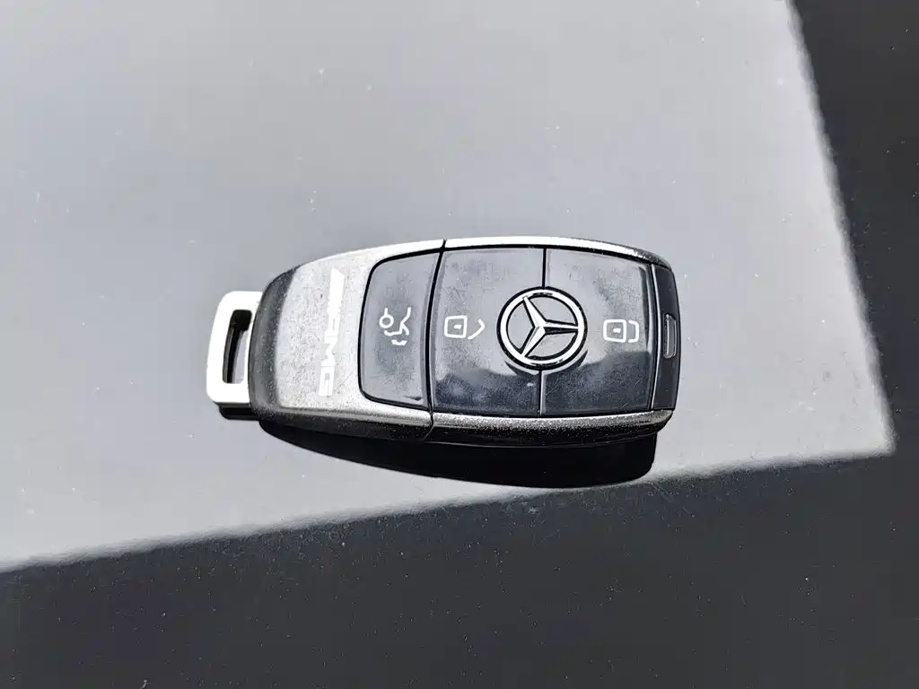Mercedes-Benz GLB AMG — фото 19