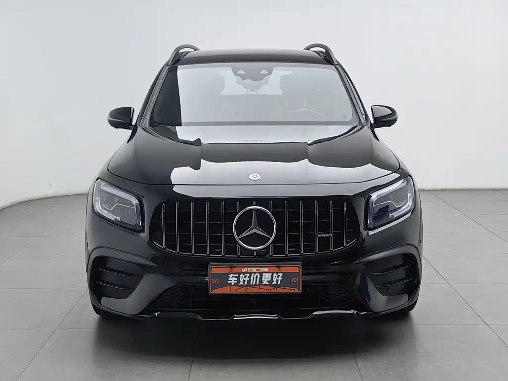 Mercedes-Benz GLB AMG — фото 3