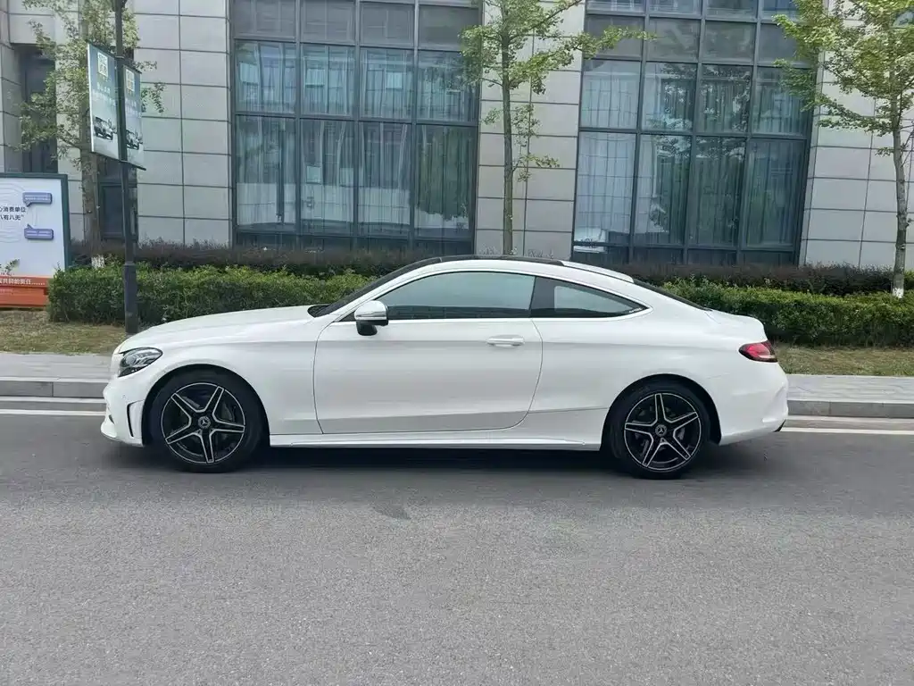 Mercedes-Benz C-Class (Import) — фото 2