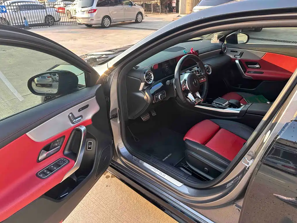 Mercedes-Benz A-Class AMG — фото 5