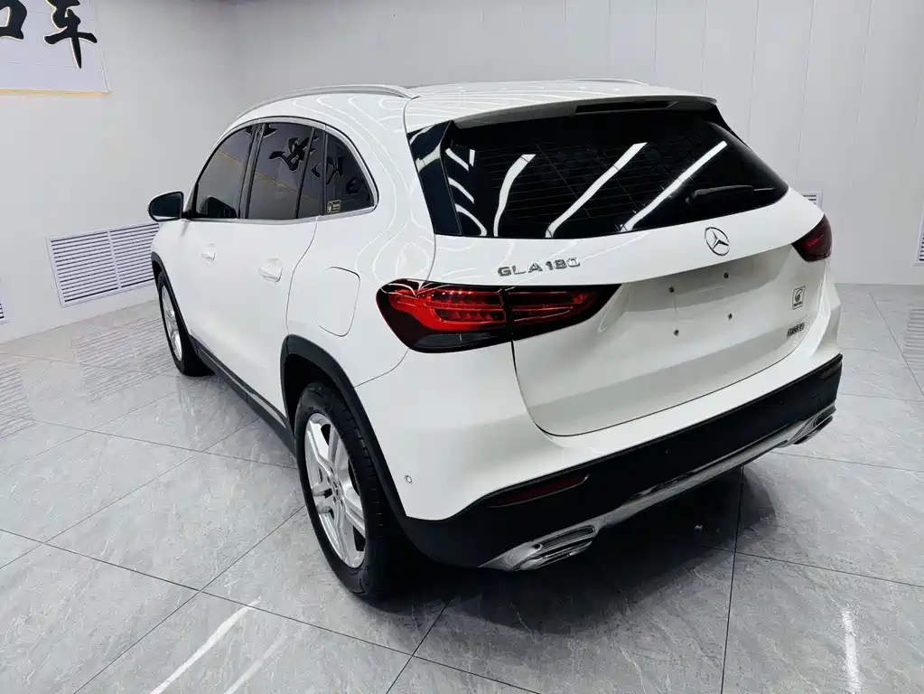 Mercedes-Benz GLA — фото 6