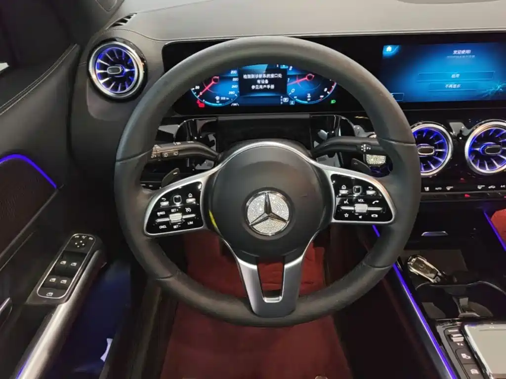 Mercedes-Benz GLA — фото 14
