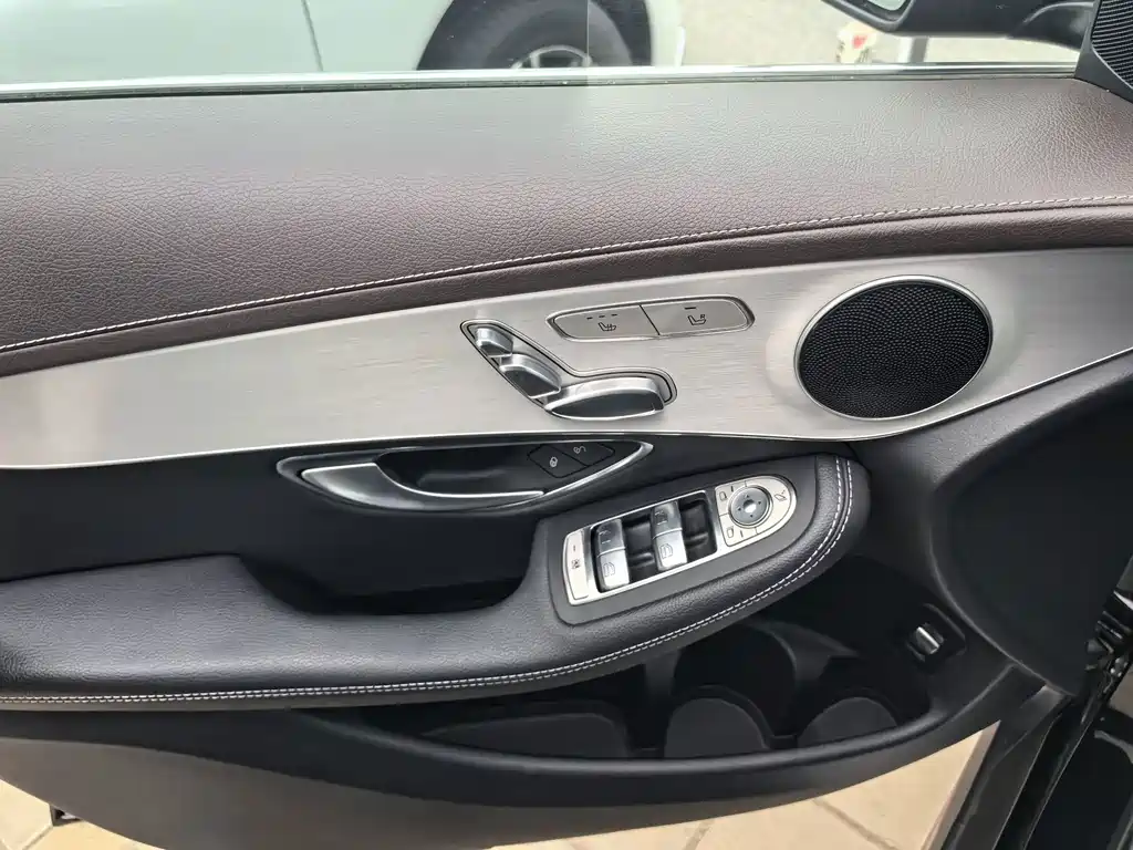 Mercedes-Benz GLC — фото 11