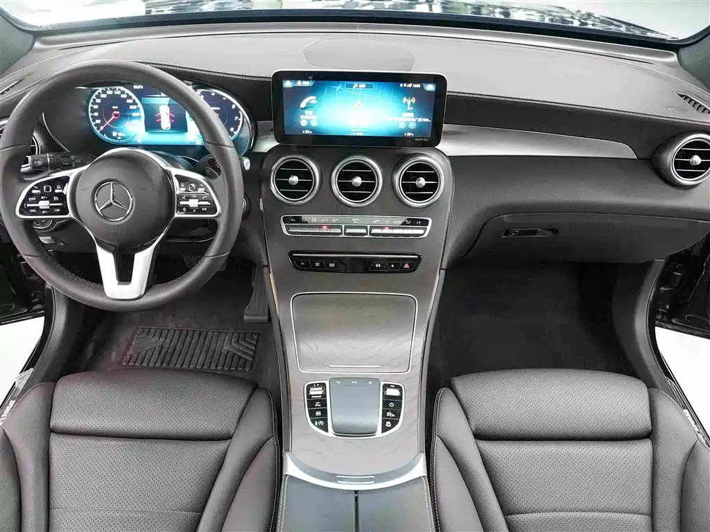 Mercedes-Benz GLC — фото 11