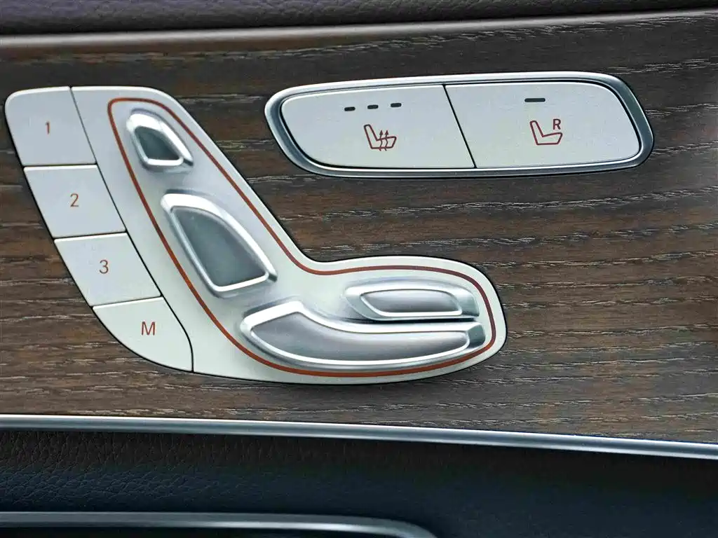 Mercedes-Benz GLC — фото 10