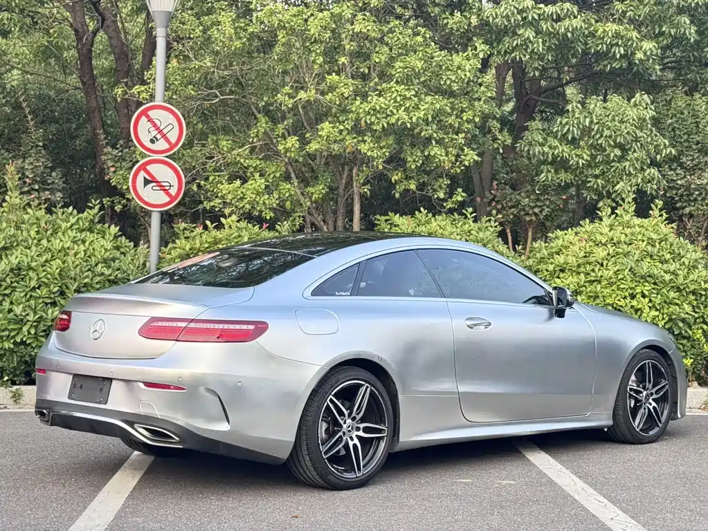 Mercedes-Benz E-Class (Import) — фото 3