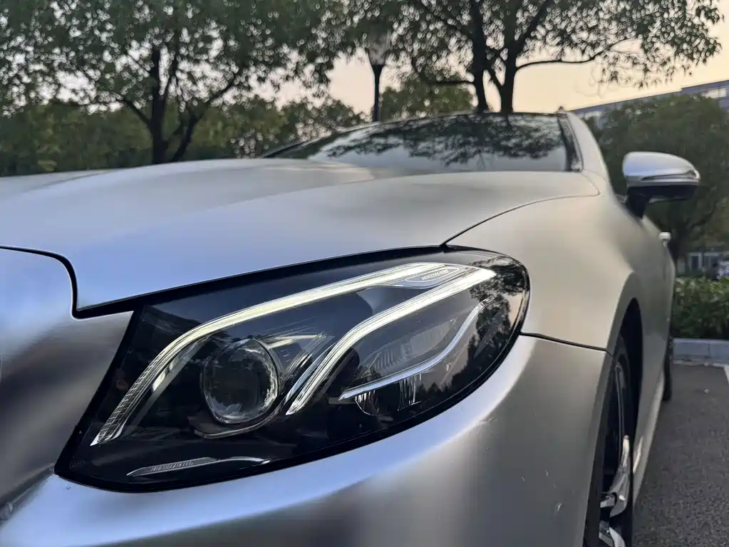 Mercedes-Benz E-Class (Import) — фото 10