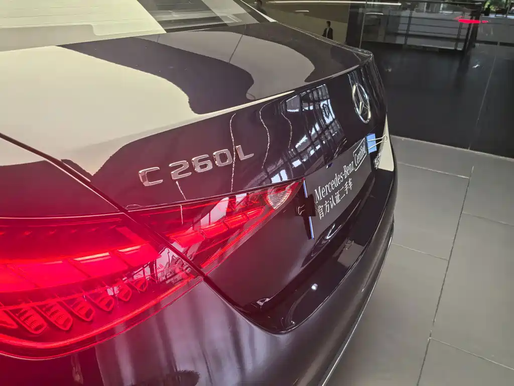 Mercedes-Benz C-Class — фото 18