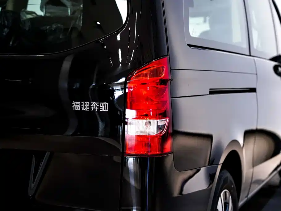 Mercedes-Benz Vito — фото 10