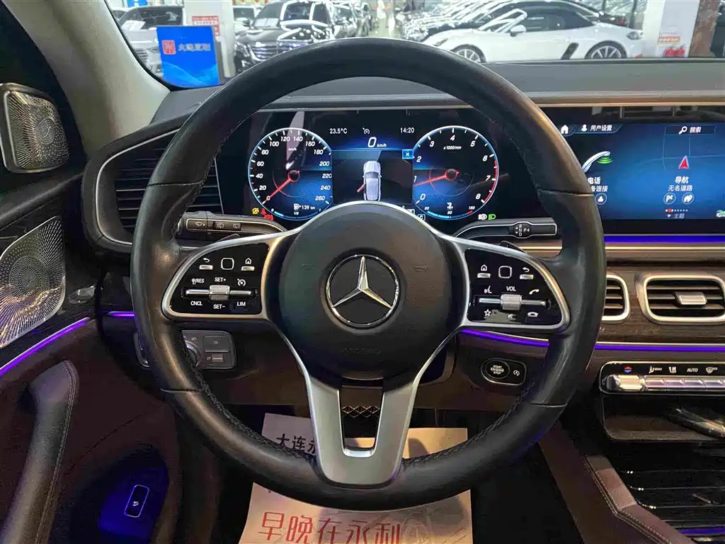 Mercedes-Benz GLE (Import) — фото 11
