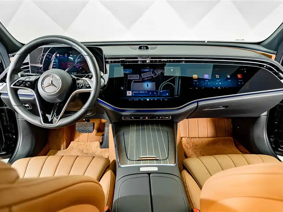 Mercedes-Benz E-Class — фото 13