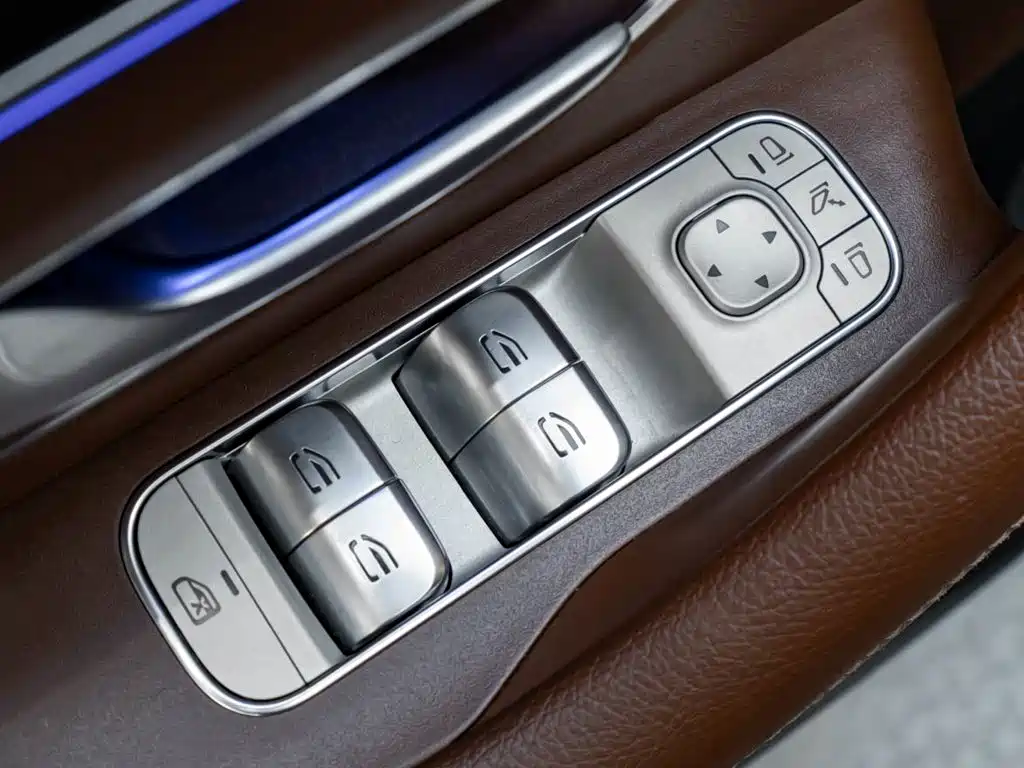 Mercedes-Benz GLE (Import) — фото 25